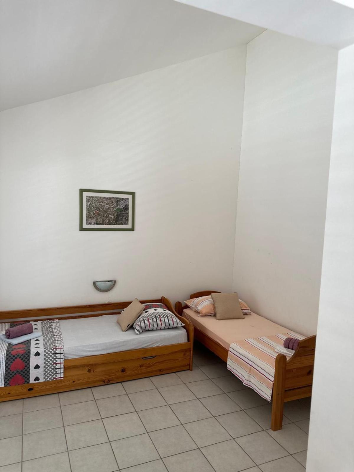 Apartment Benedikt Nečujam Exteriör bild